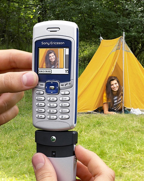 Sony Ericsson T230 с модульной камер...