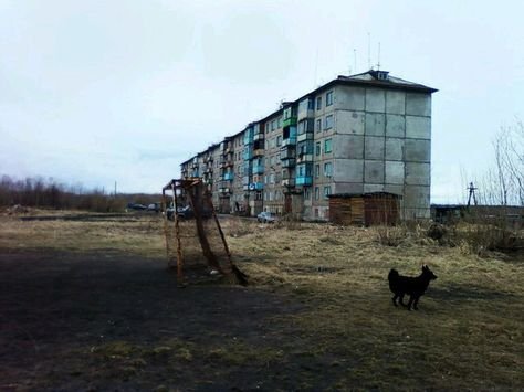 Типичный паленьный дом, видимо уже и...